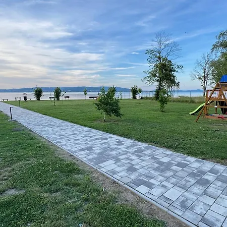 Apartament Pici Pihi *